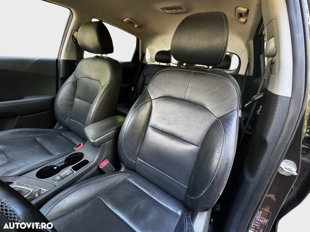 Kia Niro 1.6 GDI 6DCT PHEV Comfort - 4