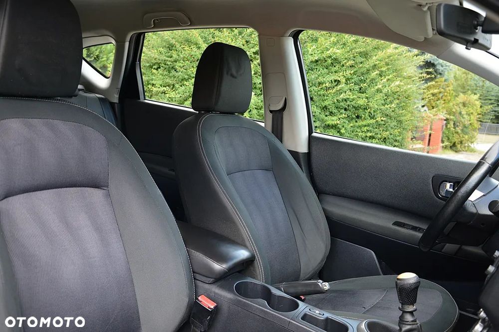 Nissan Qashqai - 23