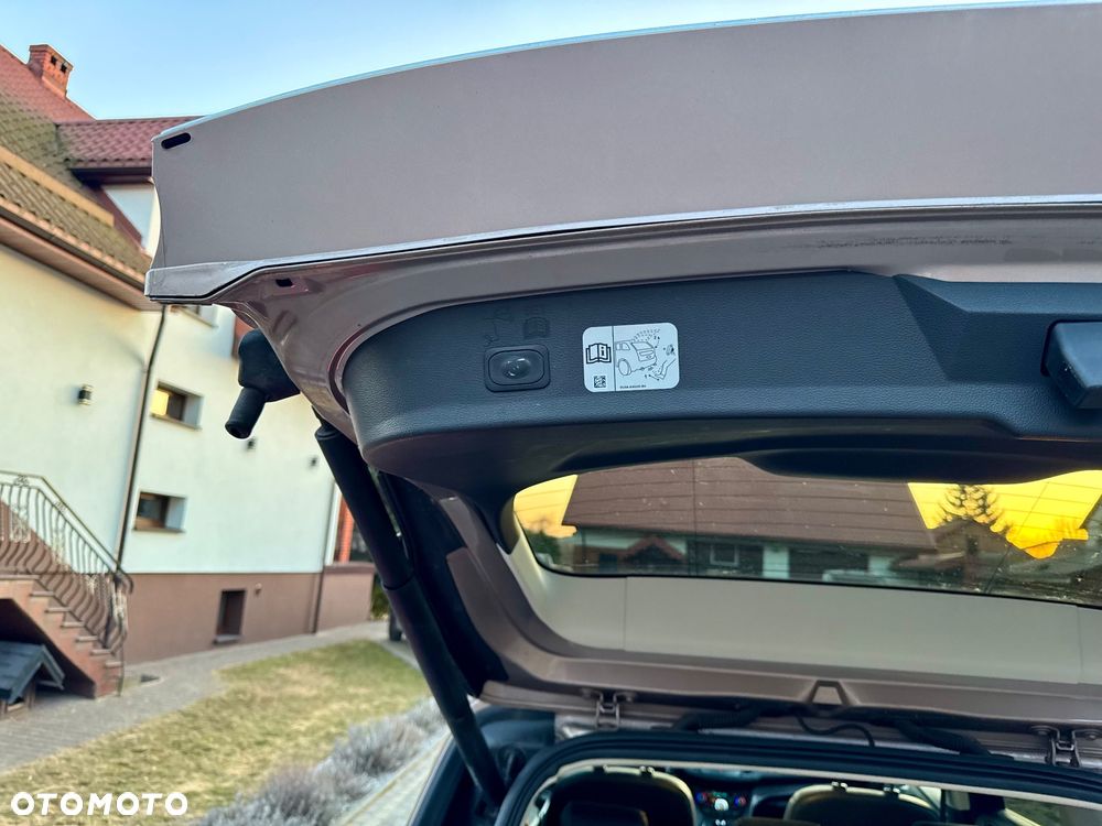 Ford Kuga 1.5 EcoBoost 2x4 Vignale - 13