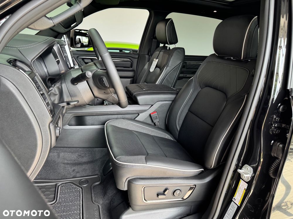 RAM 1500 - 26
