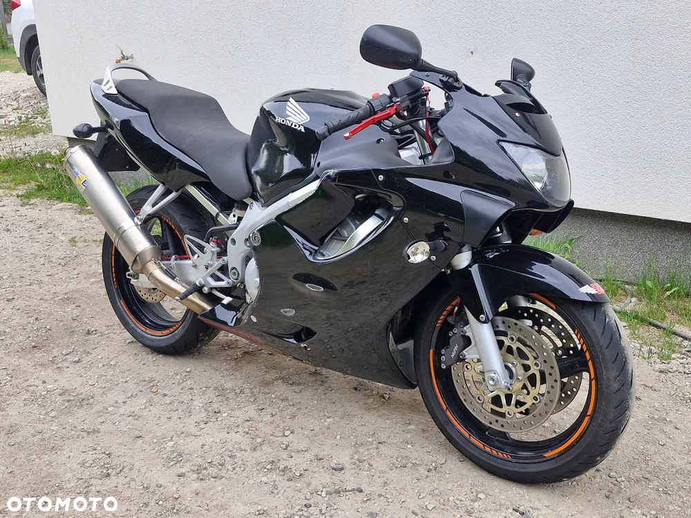Honda CBR - 8