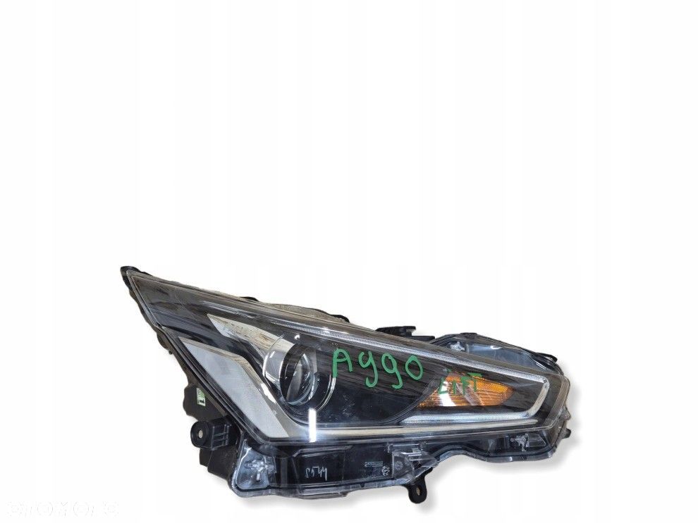 Reflektor Przód strona prawa Toyota Aygo AB40 D9992 - 12