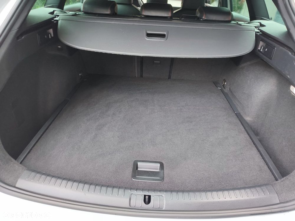 Seat Leon Sportstourer 2.0 TDI FR - 10