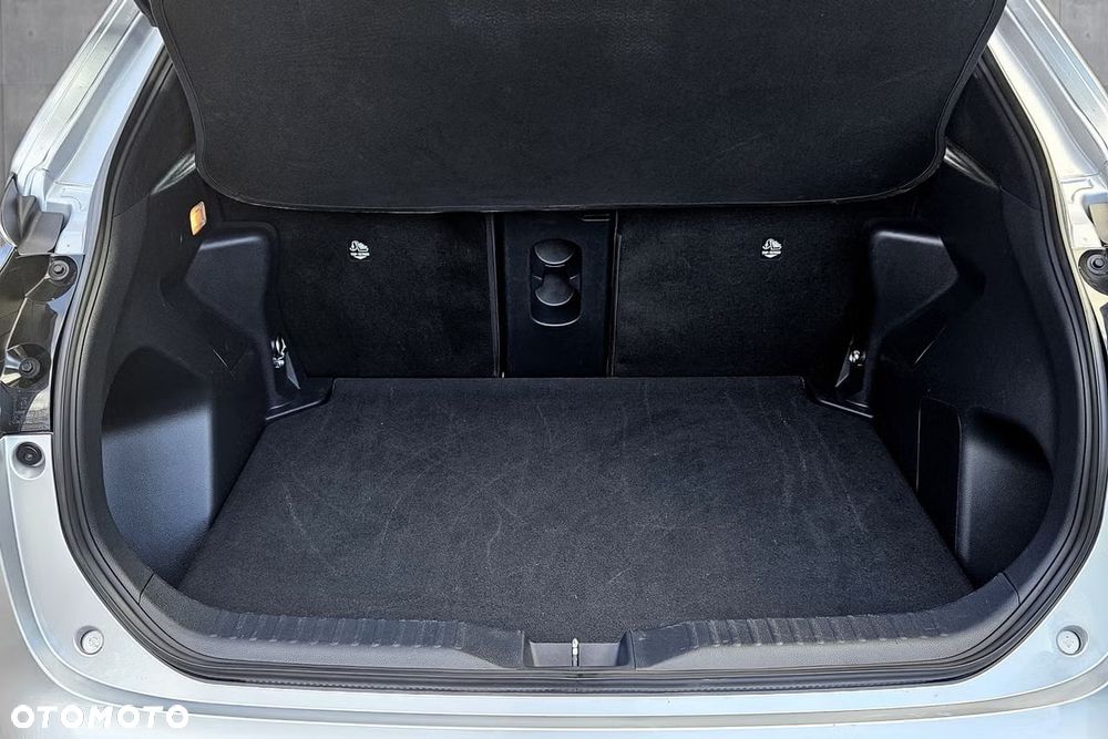 Toyota Yaris Cross Hybrid 1.5 Active - 24