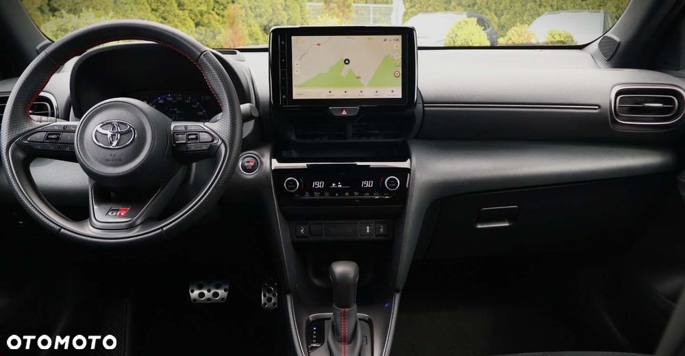 Toyota Yaris Cross - 14