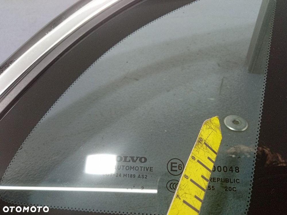 VOLVO V40 II SZYBA KAROSERYJNA TYŁ PRAWA TYLNA - 6