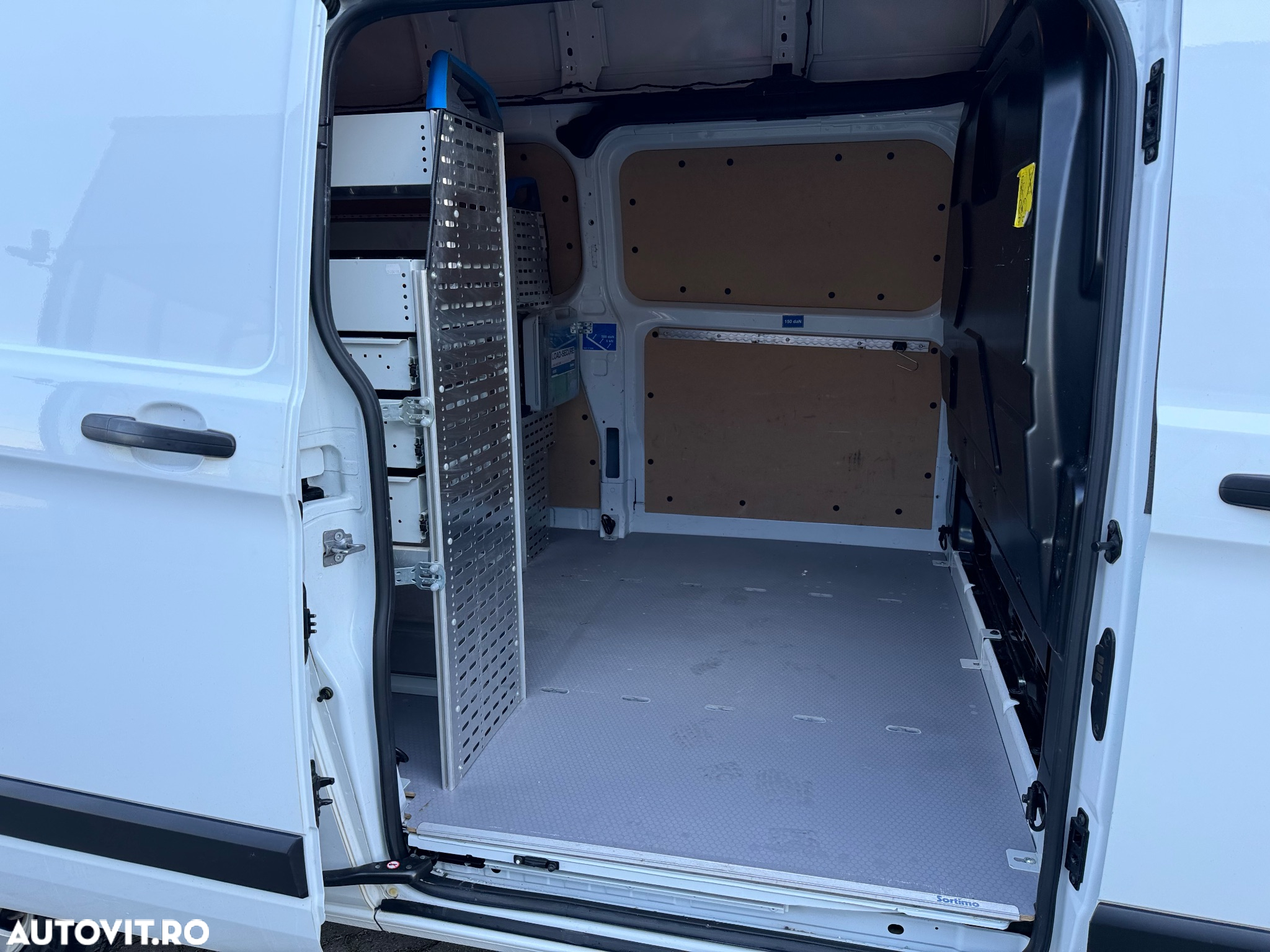 Ford Transit Custom 310 L2H2 PKW VA Trend - 29
