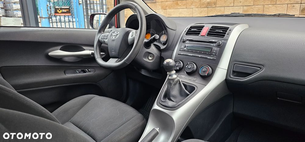 Toyota Auris 1.33 VVT-i Active - 9