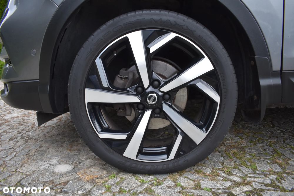 Nissan Qashqai 1.6 dCi TEKNA+ - 39