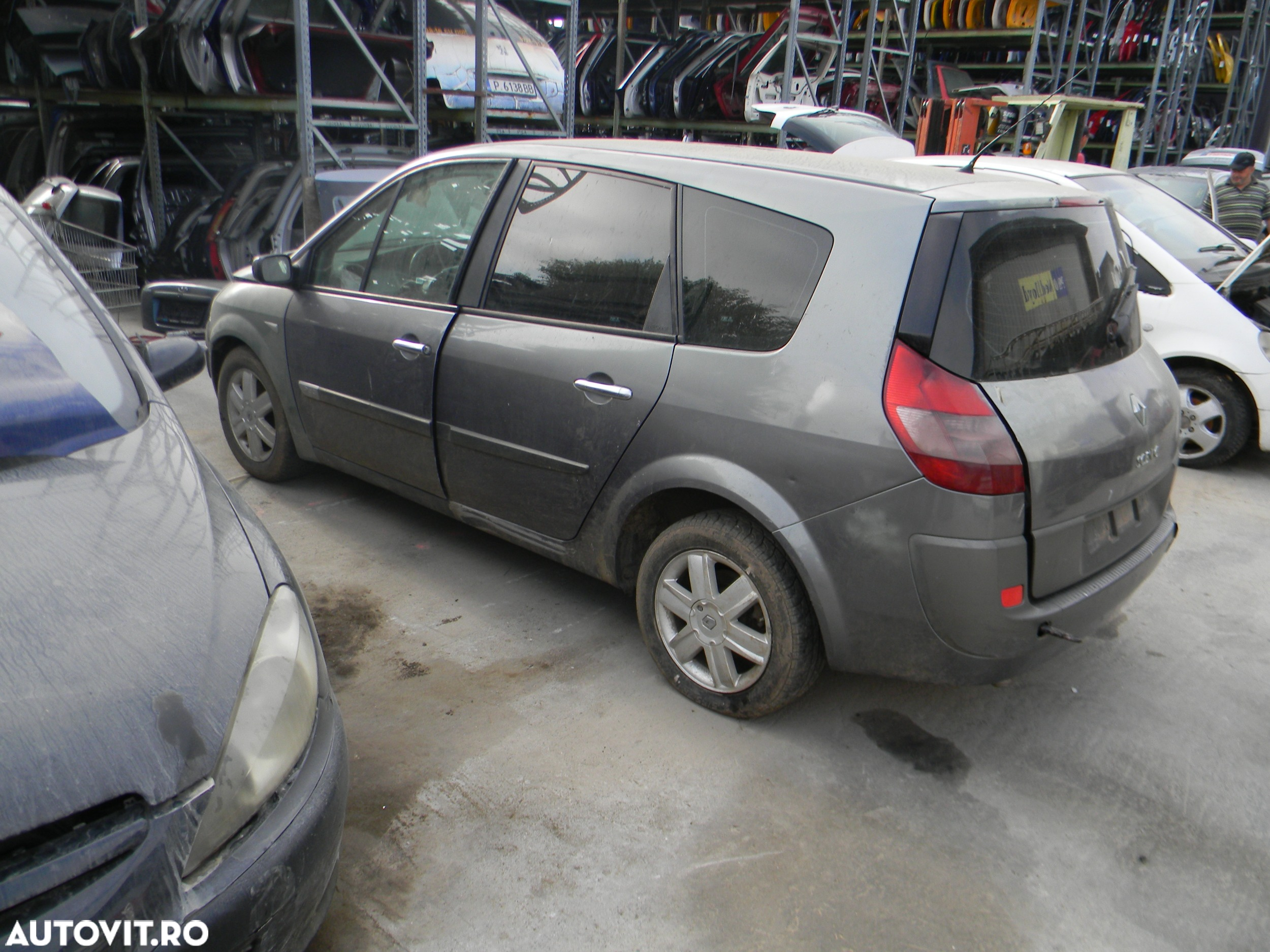 Dezmembrari  Renault GRAND SCENIC 2  2004  > 0000 1.9 dCi (JM0G, JM12 - 2