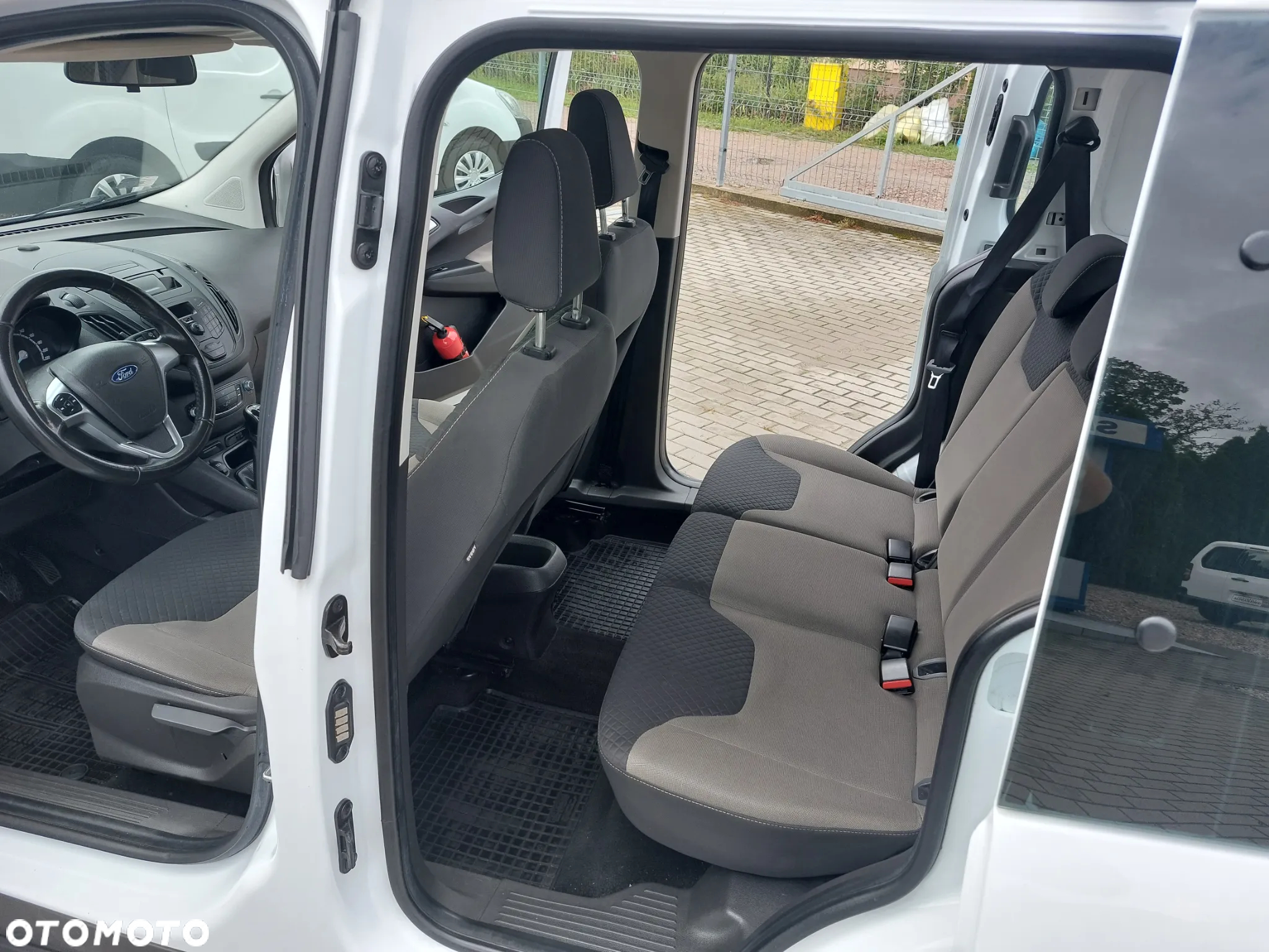 Ford Transit Courier 1.5 TDCi Trend - 17