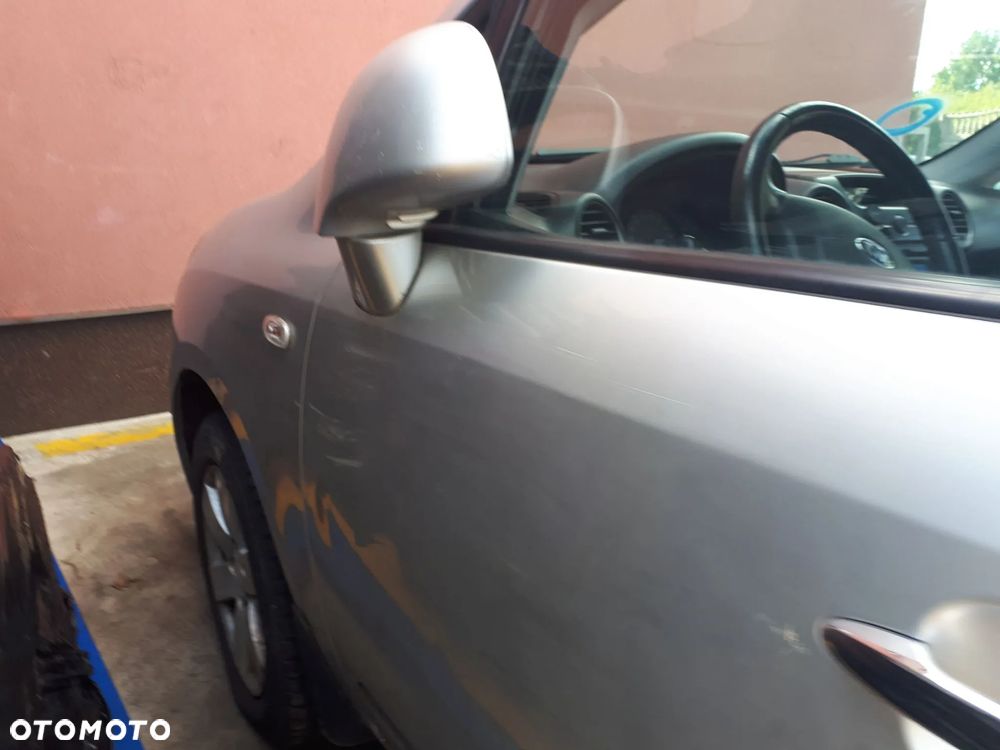 KIA CARENS III 06-11 KLAPKA WLEWU PALIWA 7S - 18