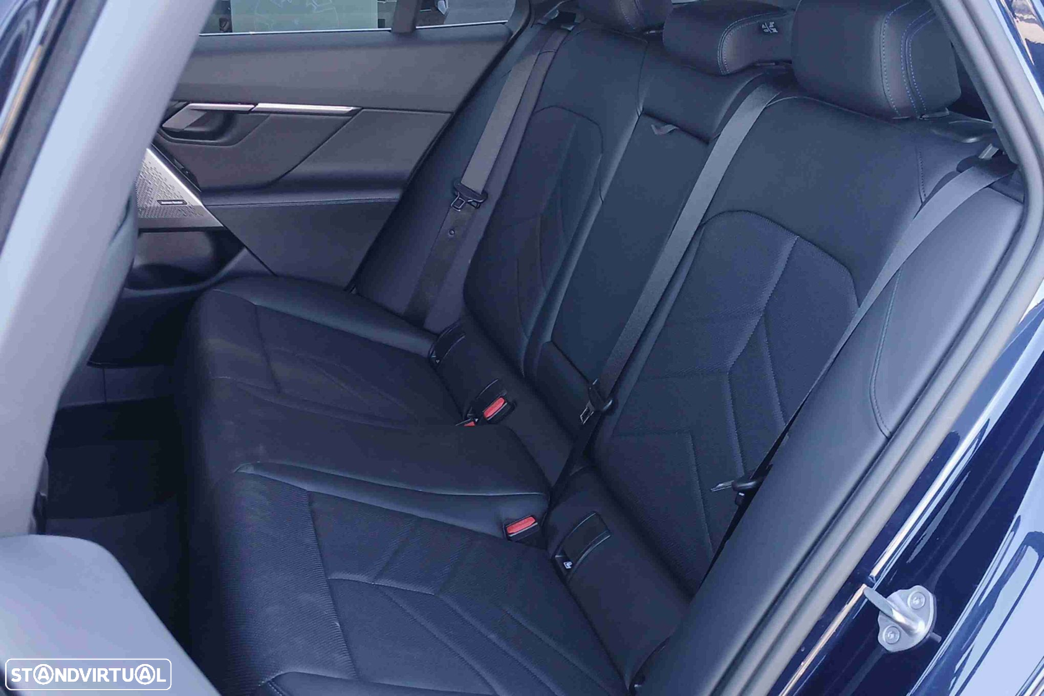 BMW i5 Touring eDrive40 - 15