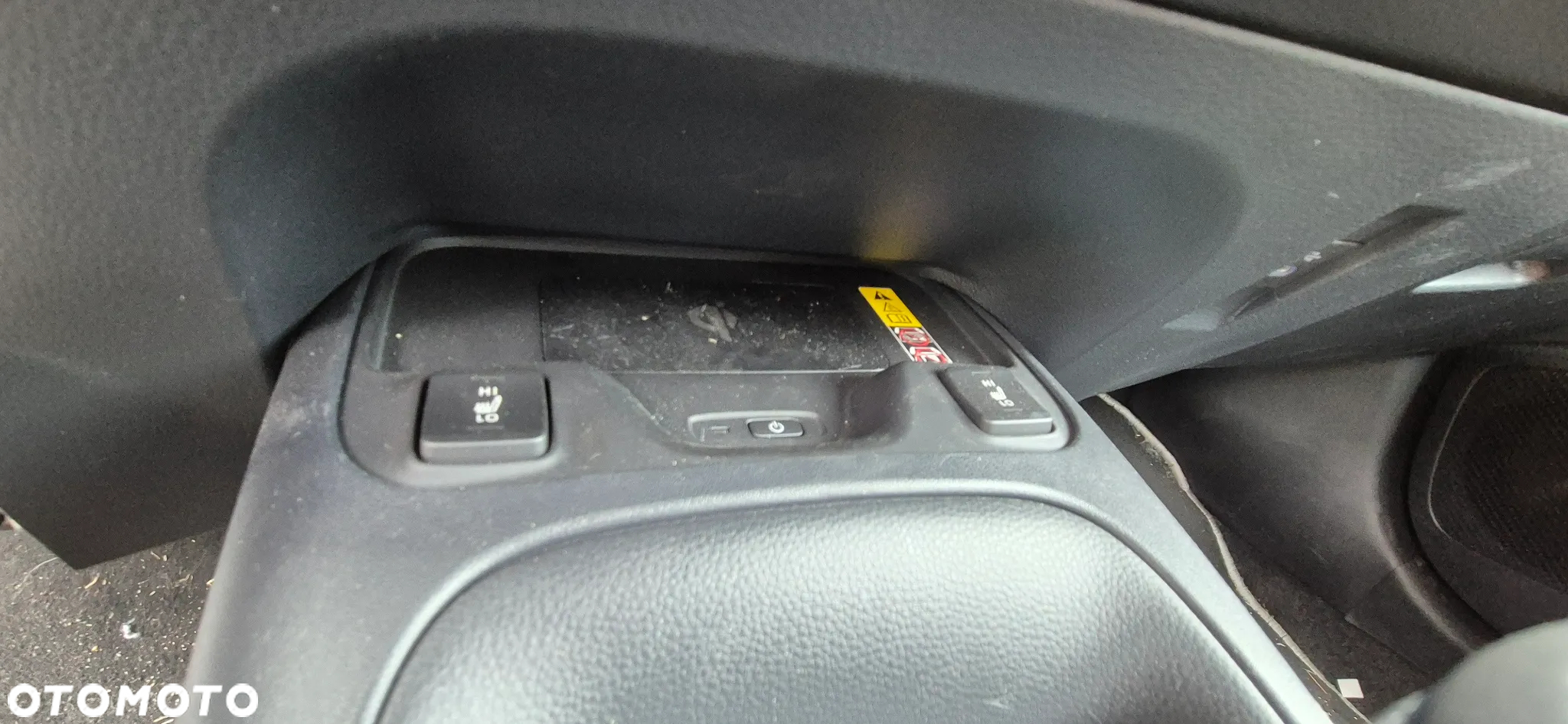 Toyota Corolla 1.8 Hybrid Active - 31