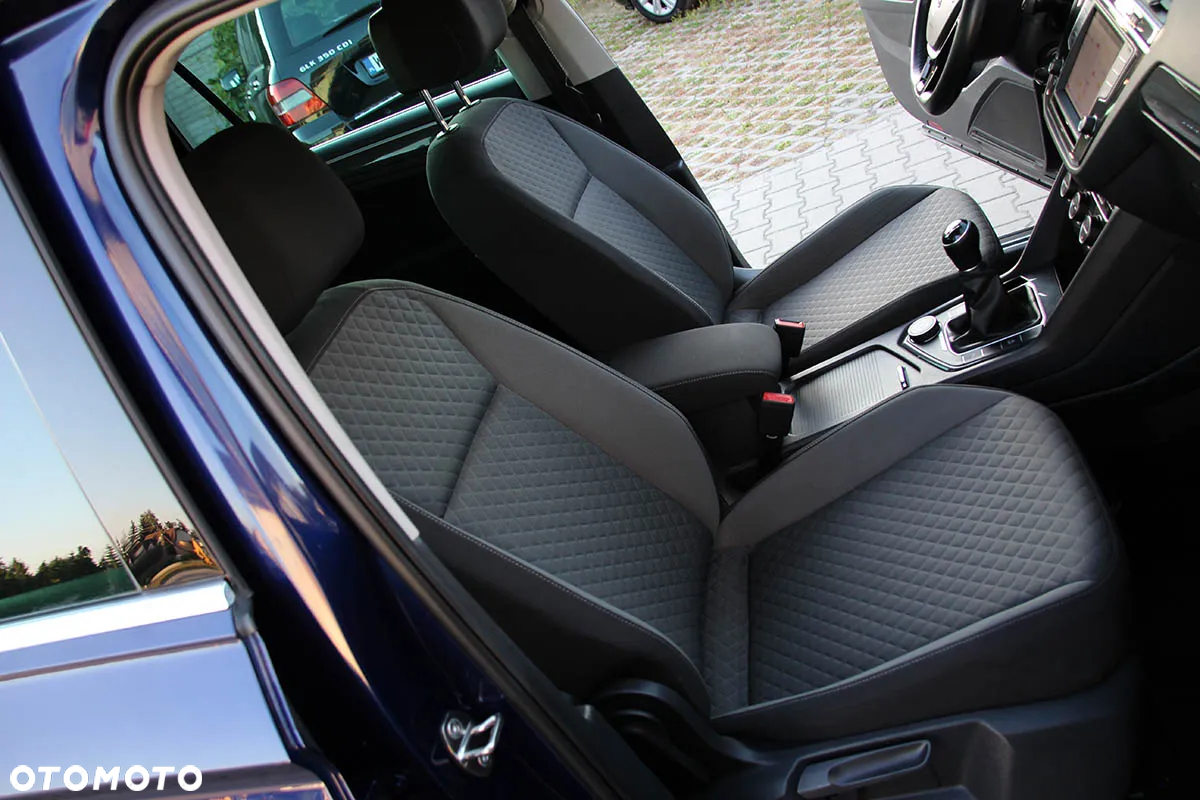Volkswagen Tiguan ver-2-0-tdi-scr-4motion-bluemotion-tech-comfortline - 25