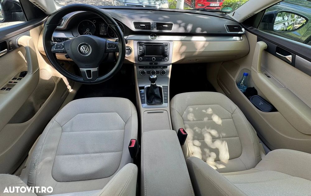 Volkswagen Passat 2.0 TDI Blue TDI Highline - 5