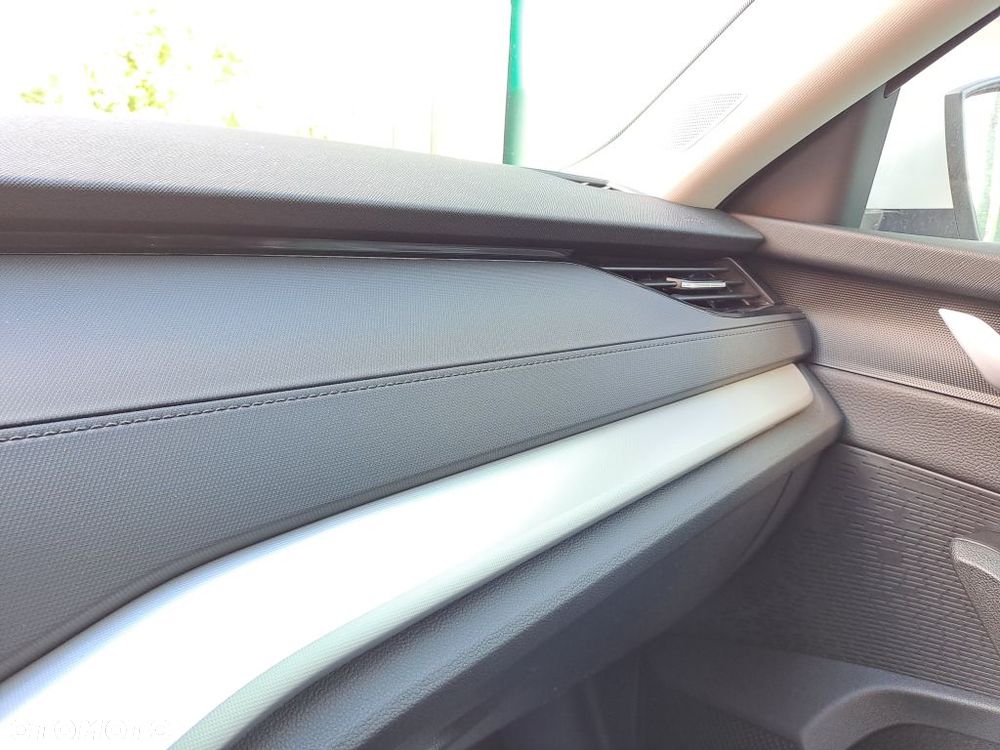 Skoda Octavia 1.5 TSI mHEV Drive Selection DSG - 16