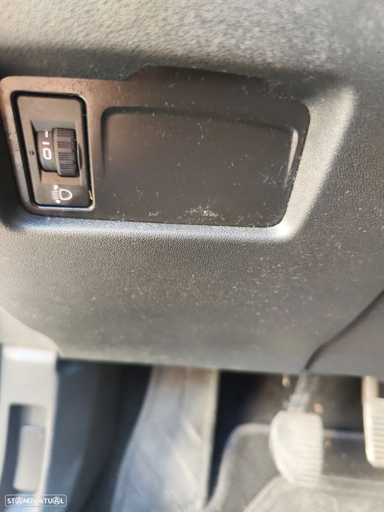 Citroën C4 1.6 BlueHDi Feel - 28