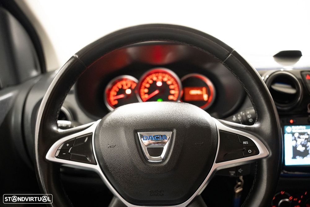 Dacia Lodgy 1.5 Blue dCi Stepway 7L - 9