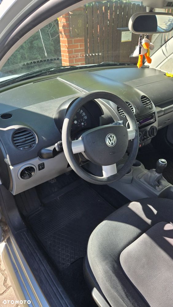 Volkswagen New Beetle 1.4 - 6