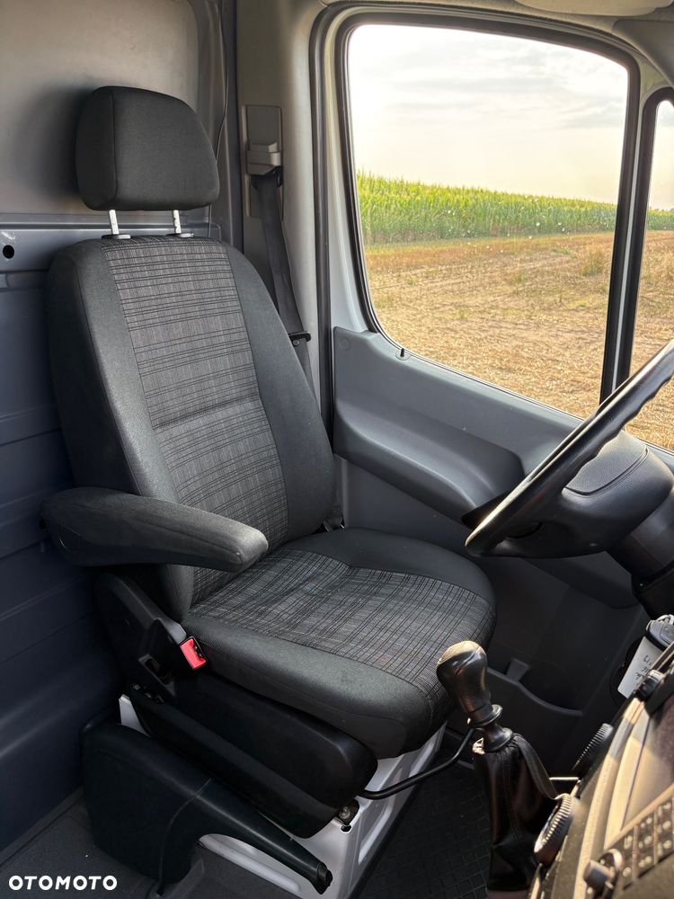 Mercedes-Benz Sprinter 316 - 22