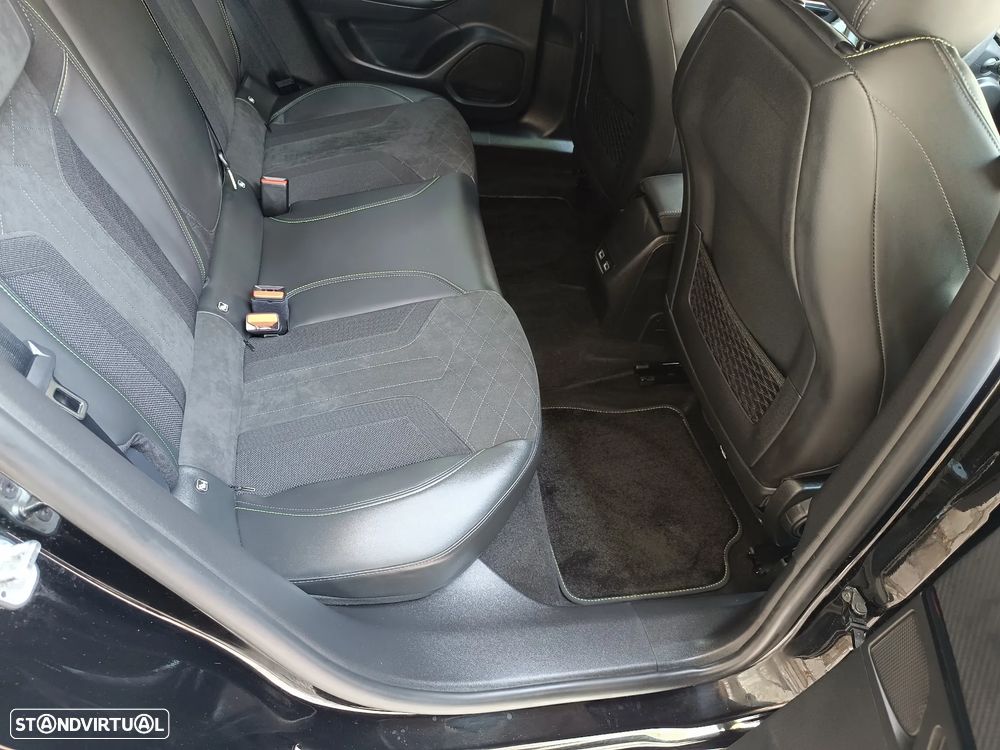 Peugeot e-2008 GT Pack - 35