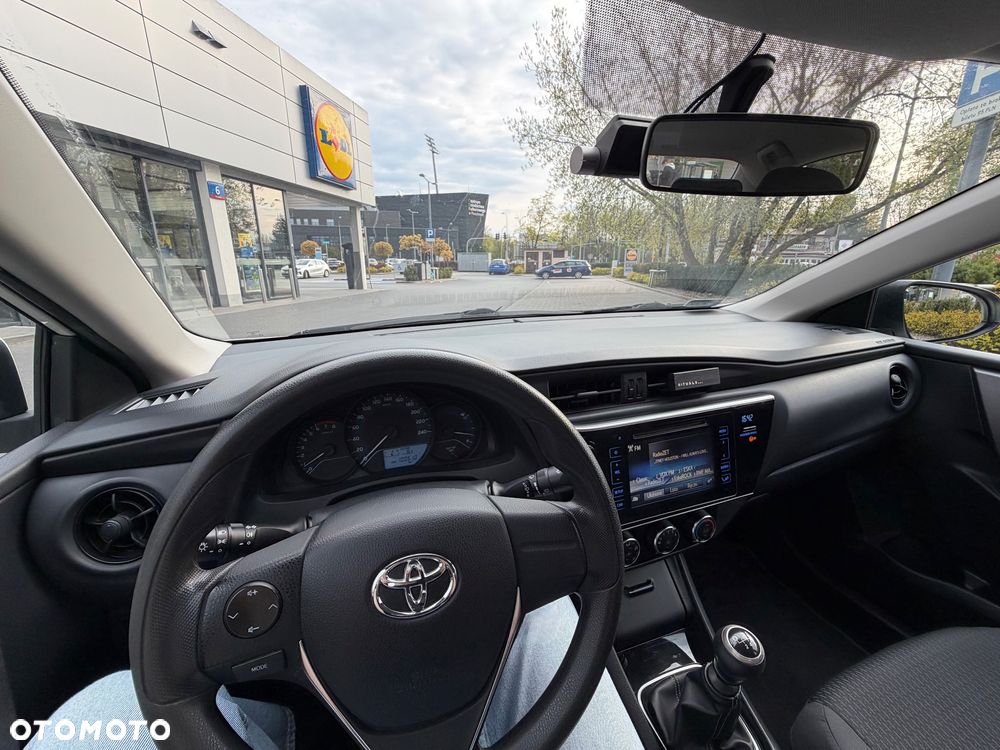 Toyota Corolla 1.33 Dual-VVT-i Cool - 9