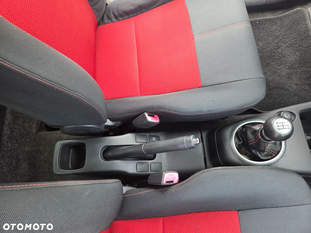 Suzuki Swift 1.6 Sport Rallye N' Style - 15
