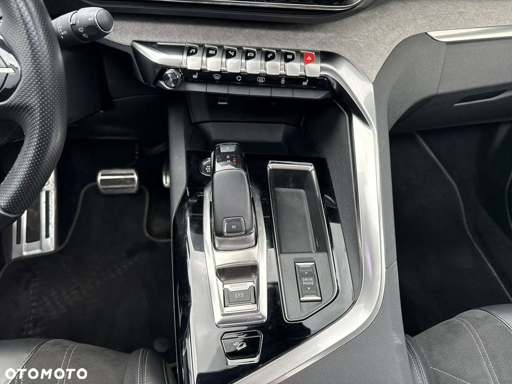 Peugeot 5008 1.6 PureTech GT Pack S&S EAT8 - 25