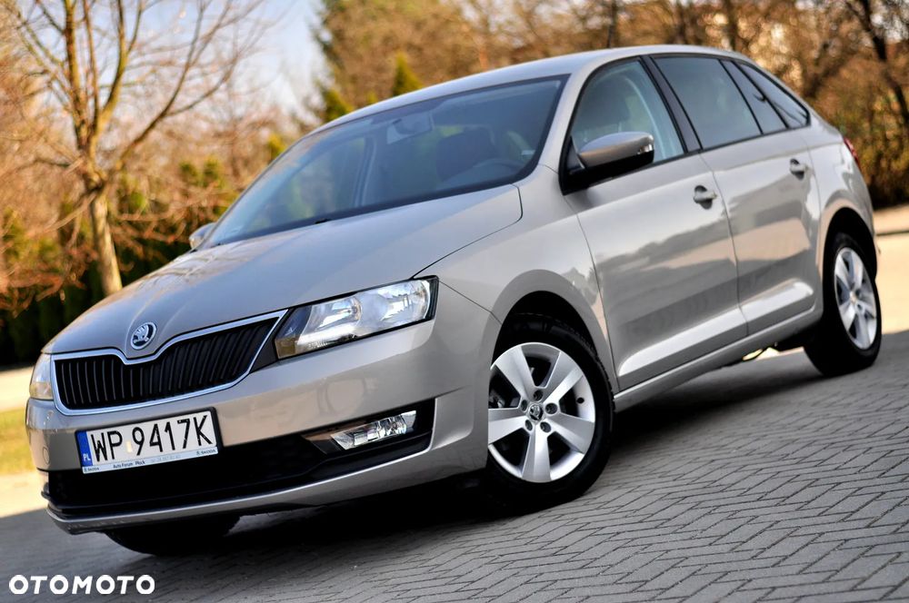 Skoda RAPID 1.0 TSI Style - 11