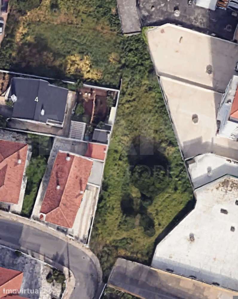 Terreno com projeto aprovado em Massamá - Grande imagem: 2/9
