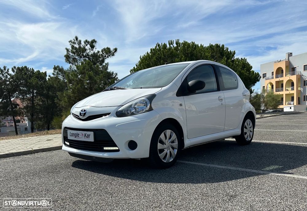 Toyota Aygo Connect - 3