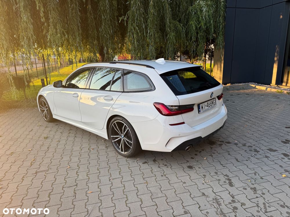 BMW Seria 3 318i M Sport sport - 13