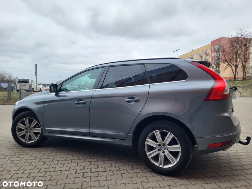 Volvo XC 60 D4 Geartronic Momentum - 6