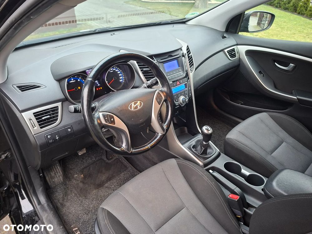 Hyundai i30 blue 1.6 CRDi Passion - 22