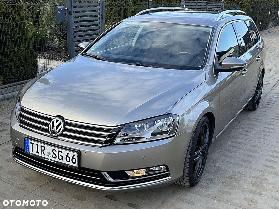 Volkswagen Passat 2.0 TDI Highline - 19