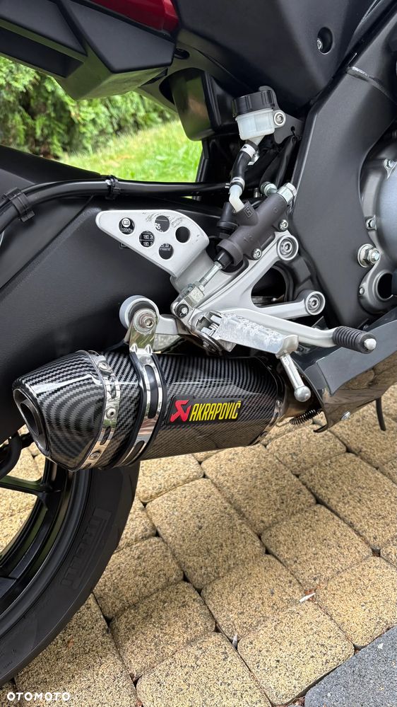 Yamaha YZF - 7