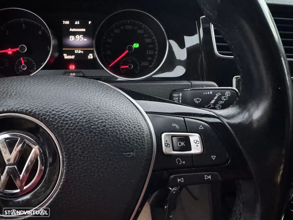 VW Golf Variant 1.6 TDi Highline DSG - 31