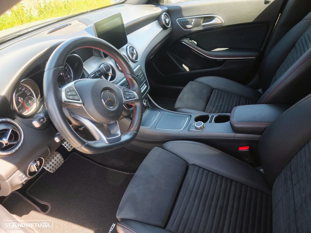 Mercedes-Benz CLA 180 d 7G-DCT AMG Line - 4