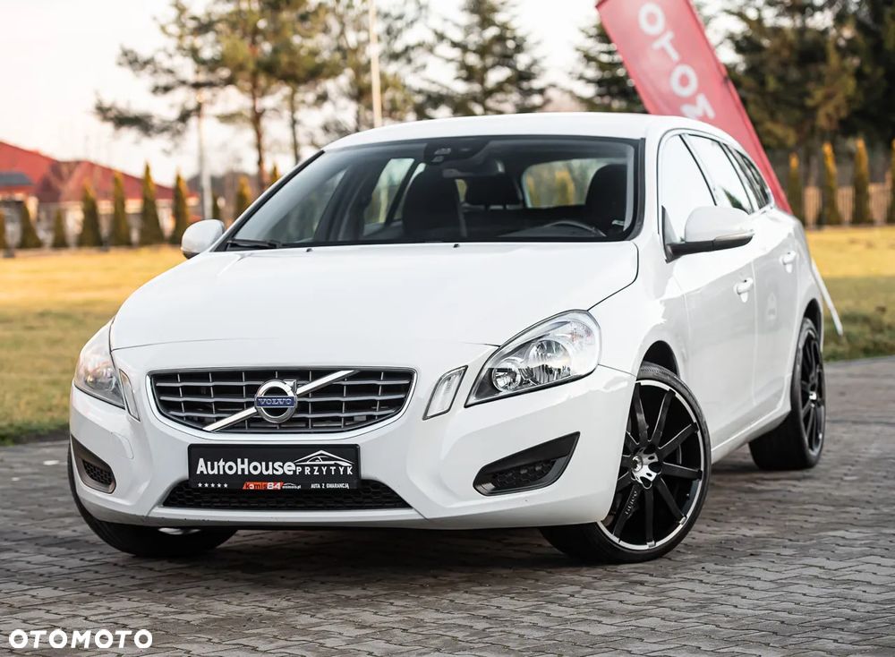 Volvo V60 2.0T Summum - 4