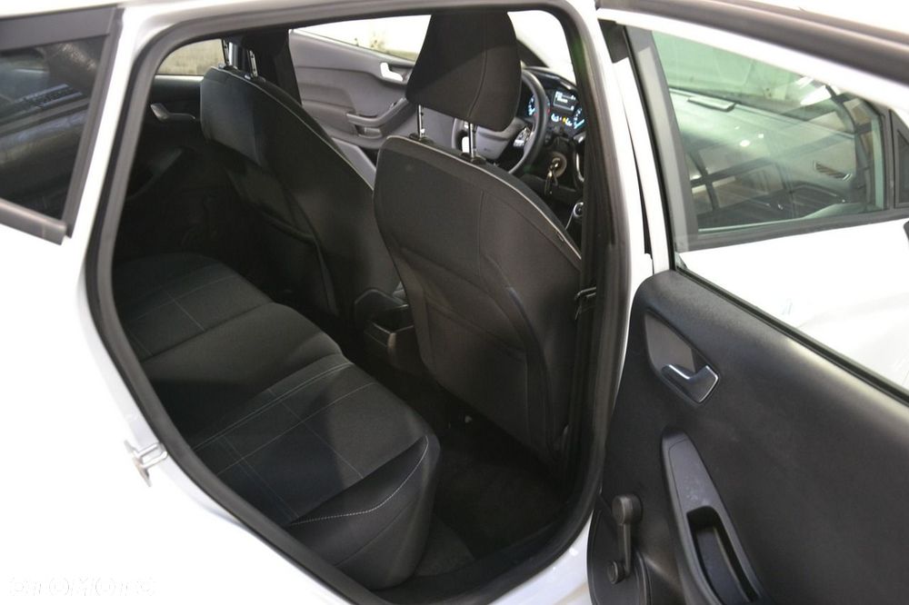 Ford Fiesta - 15