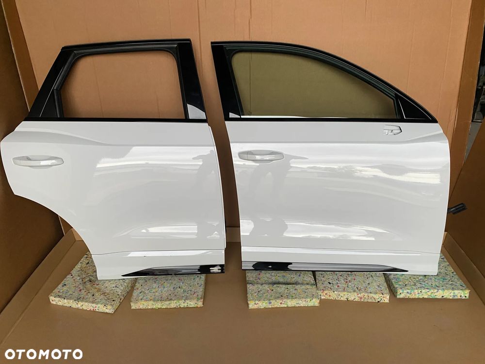 AUDI Q3 83A S-line komplet drzwi przód tył prawe t kolor LS9R 2Y2Y 4098km - 28