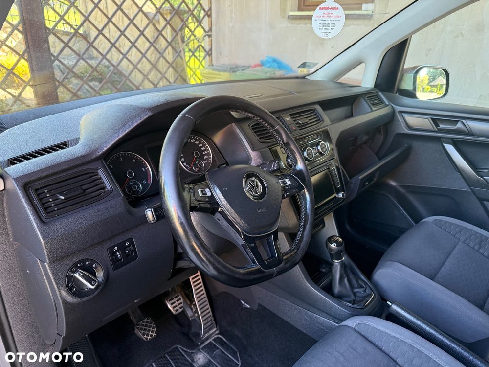 Volkswagen Caddy - 10