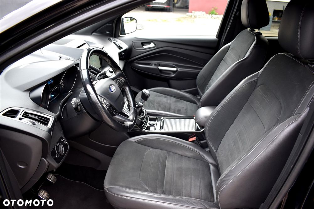 Ford Kuga 2.0 TDCi AWD ST-Line - 13