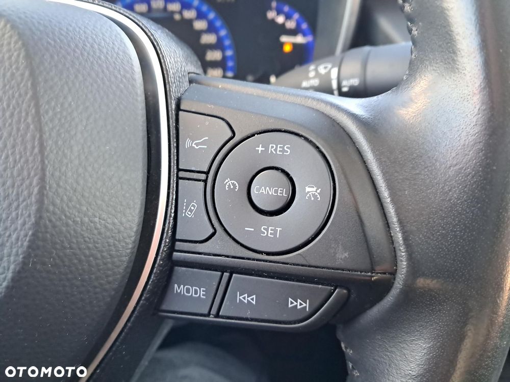 Toyota Corolla 1.8 Hybrid Comfort - 23
