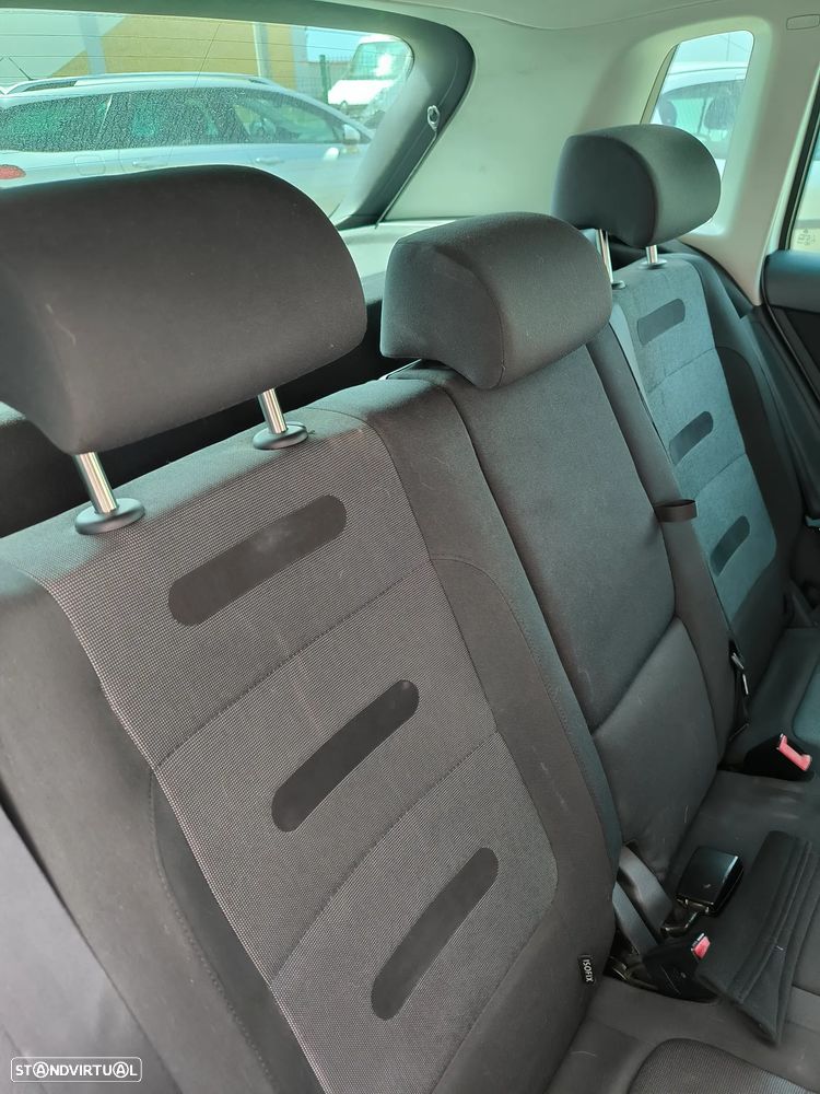 VW Tiguan 1.4 TSI Sport 4Motion - 13