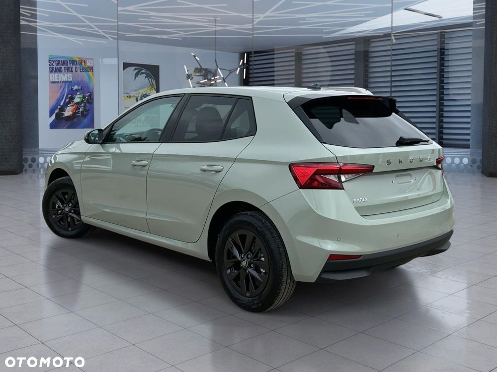 Skoda Fabia - 13