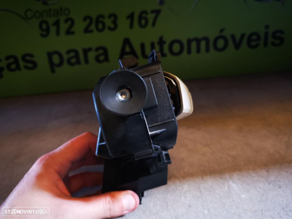 MERCEDES A W176 PUXADOR PORTA FRENTE DIREITA - Z250 - 4