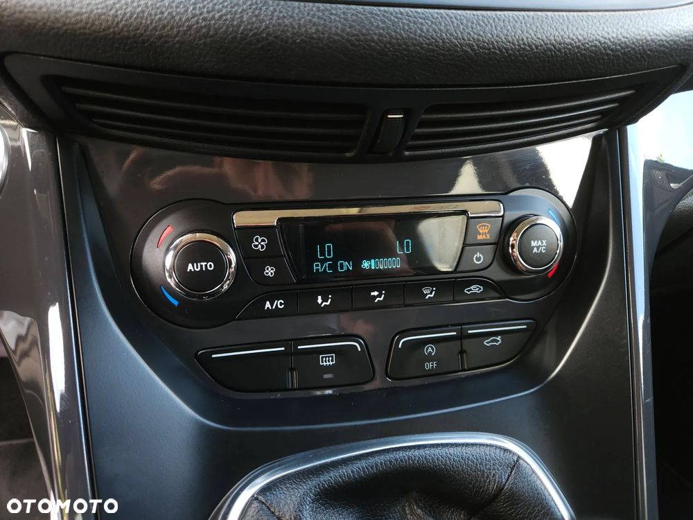 Ford Kuga 2.0 TDCi 4WD Titanium Plus - 29