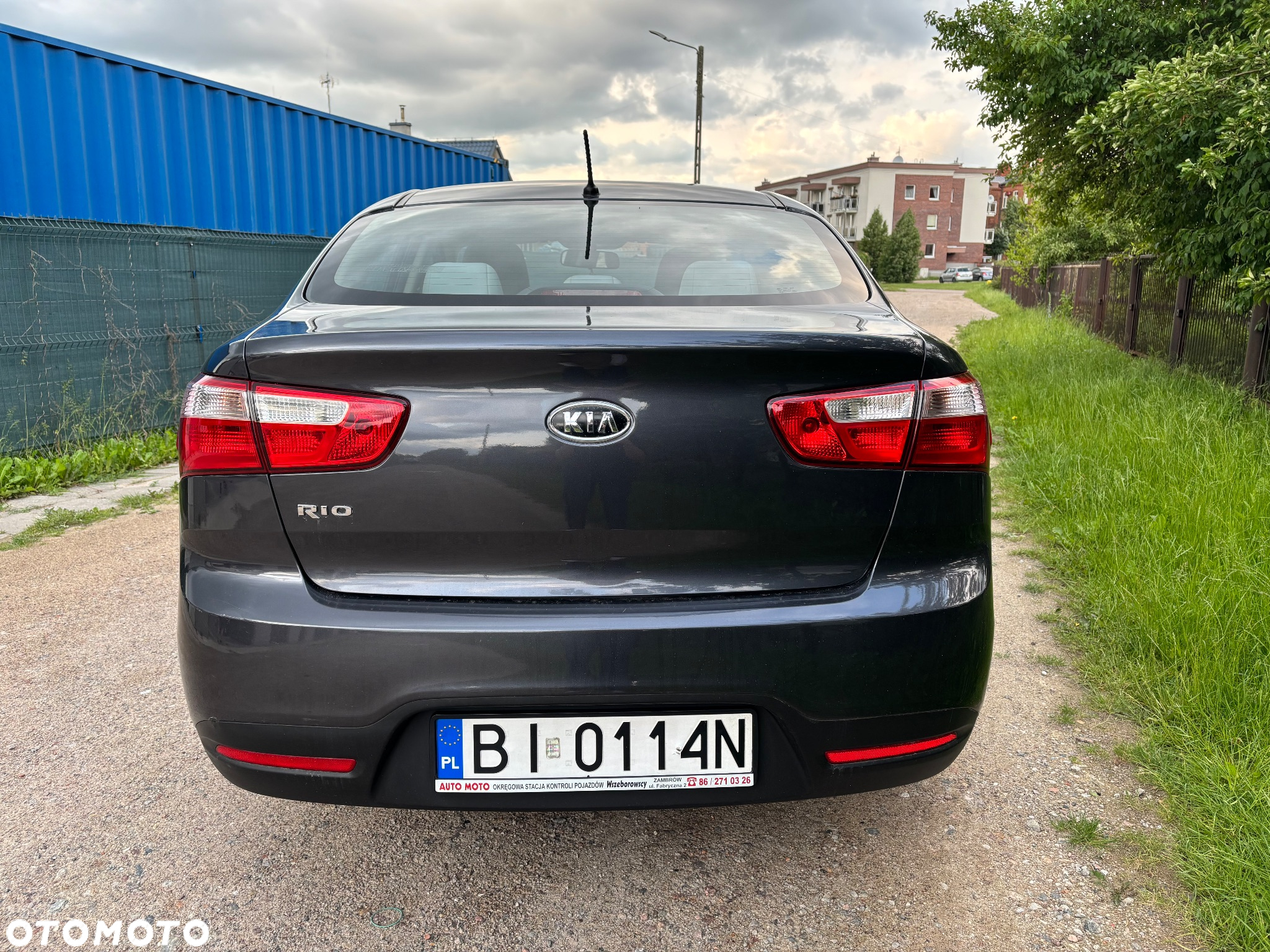Kia Rio - 5